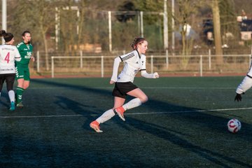 Bild 249 - Frauen SG Holstein Sued - SV Gruenweiss-Siebenbaeumen : Ergebnis: 0:2
